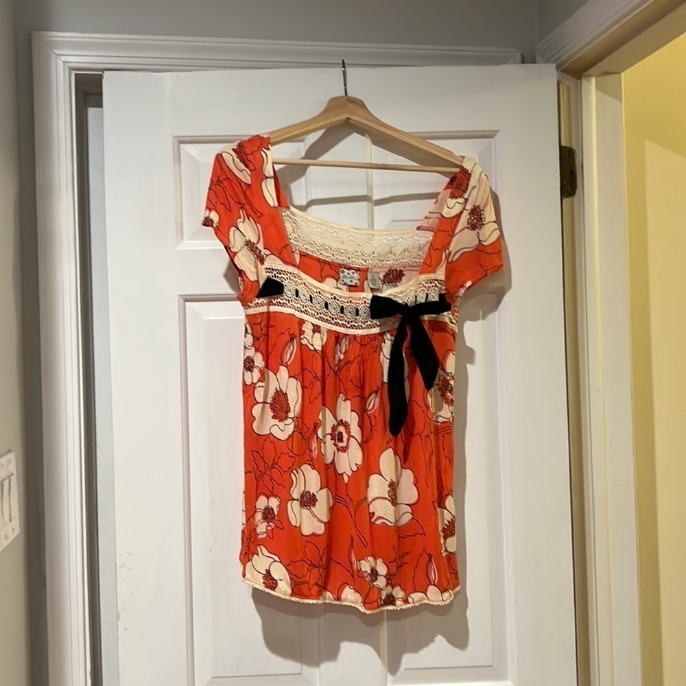 Ric Rac (Anthropologie) cap sleeve blouse with bow